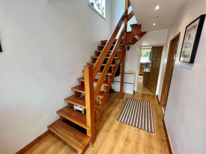 19 Sunderland Road