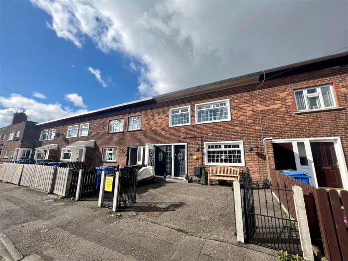 33 Trassey Close 33 Trassey Close