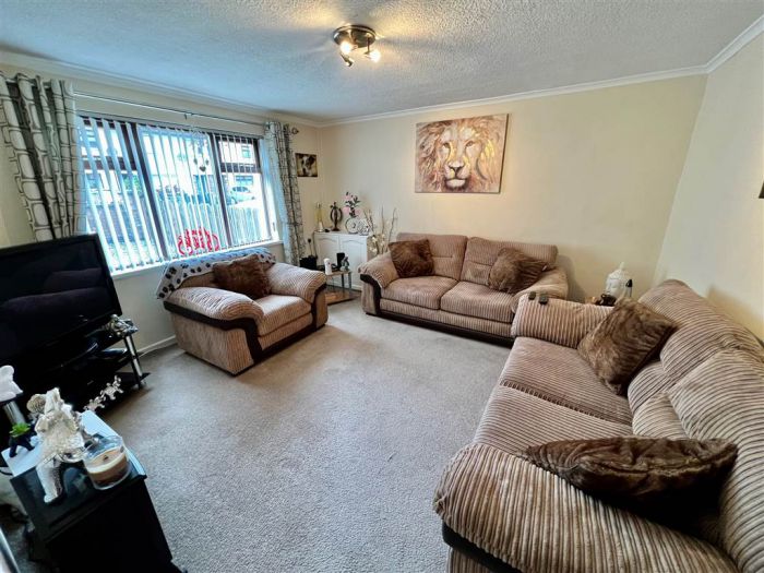 24 Downshire Park East