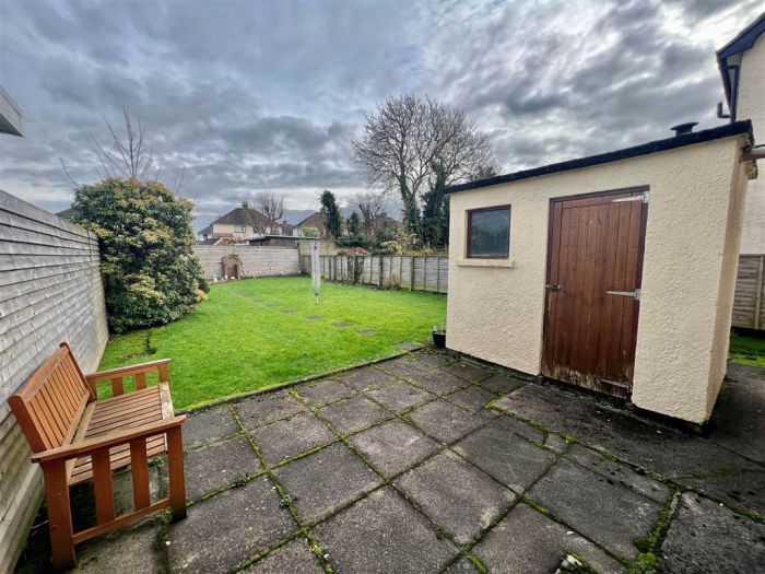 24 Downshire Park East