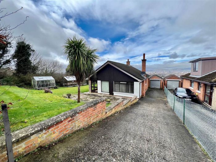 65 Castlemore Avenue, Castlereagh, Belfast, BT6 9RH