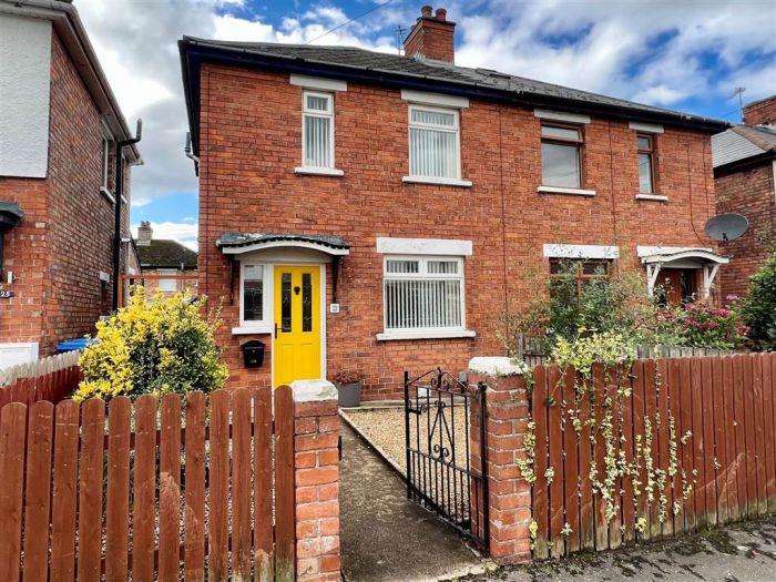 23 Mayfair Avenue, cregagh, belfast, BT6 9JA