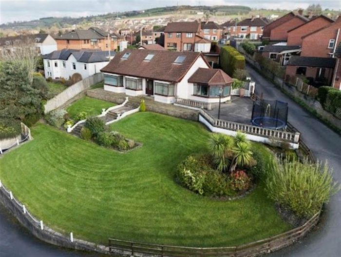 5 Lead Hill, Castlereagh, Belfast, BT6 9RU