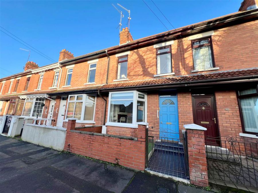 17 Willowfield Crescent,cregagh, belfast, BT6 8HP