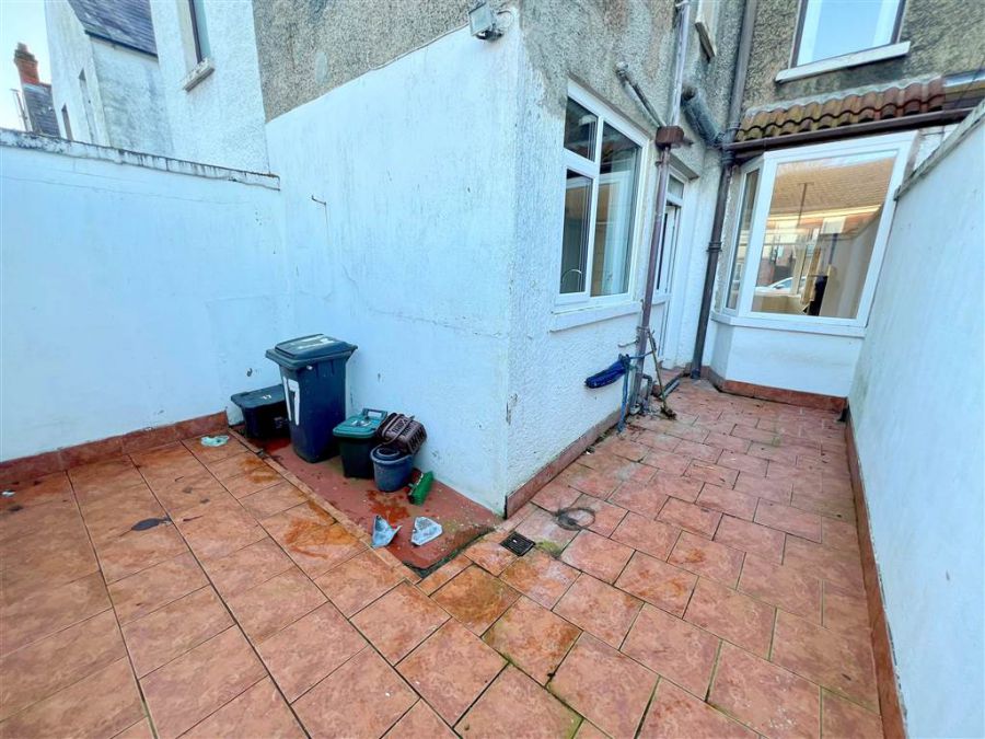 17 Willowfield Crescent