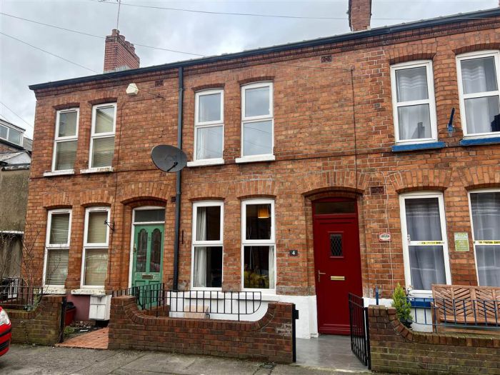 4 Toronto Street, ravenhill road, belfast, BT6 8EQ