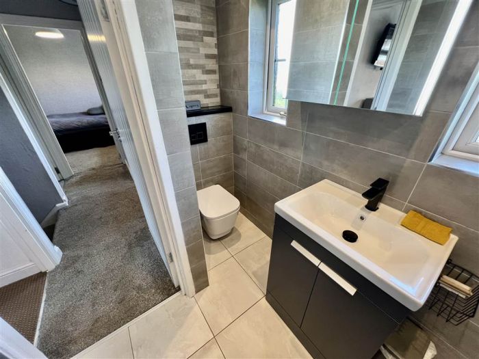 19 Knock Green 19 Knock Green