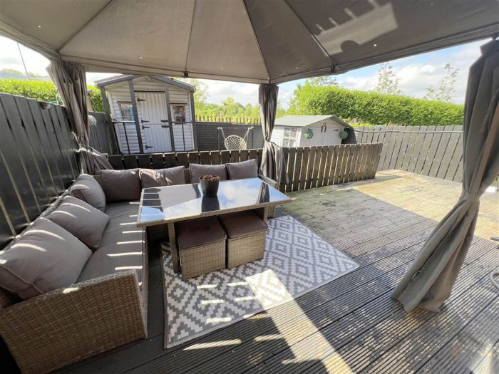 19 Knock Green 19 Knock Green