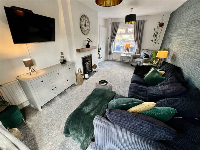 19 Knock Green 19 Knock Green