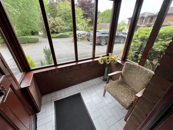 1a Helens Lea