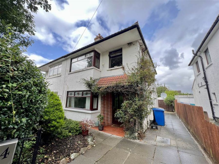 4 Cregagh Park East, Cregagh, Belfast, BT6 9LG