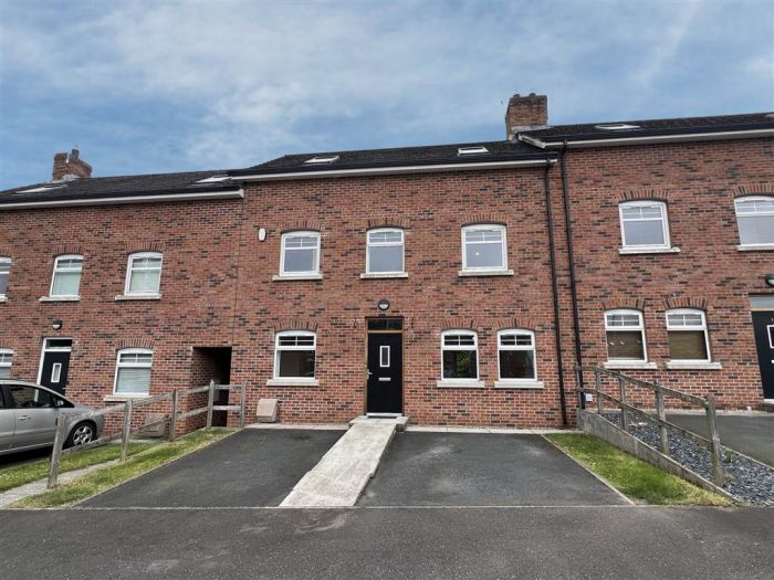 3 Gransha Chase 3 Gransha Chase