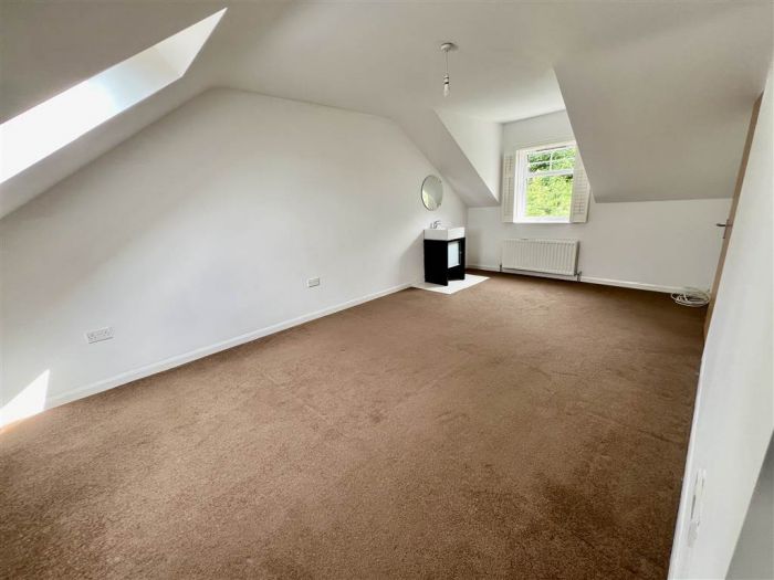 3 Gransha Chase 3 Gransha Chase