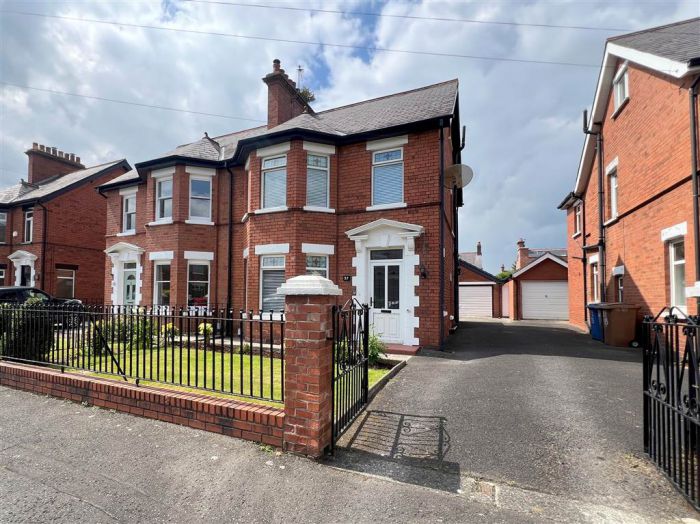 37 Pommern Parade 37 Pommern Parade