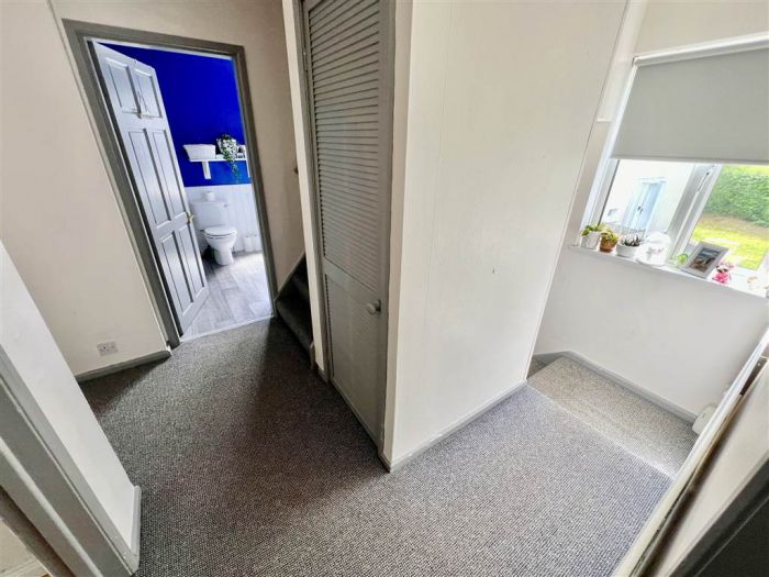 4 Downshire Park South
