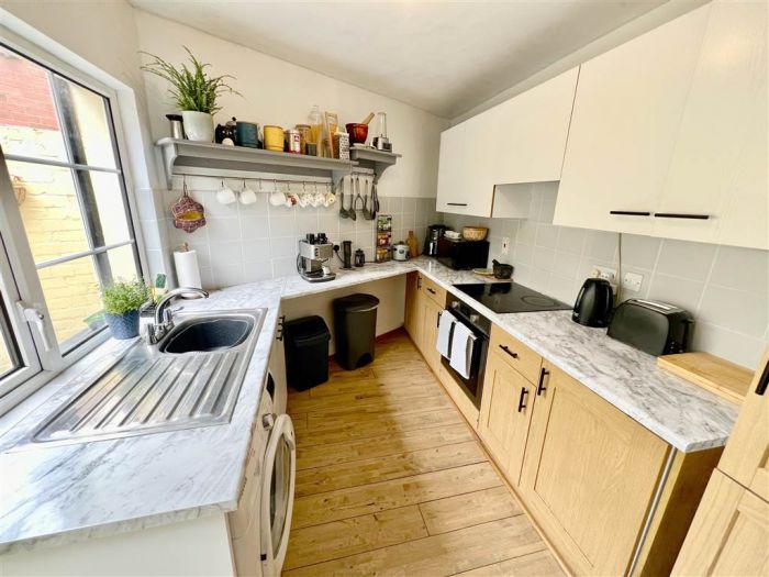 16a Loopland Road