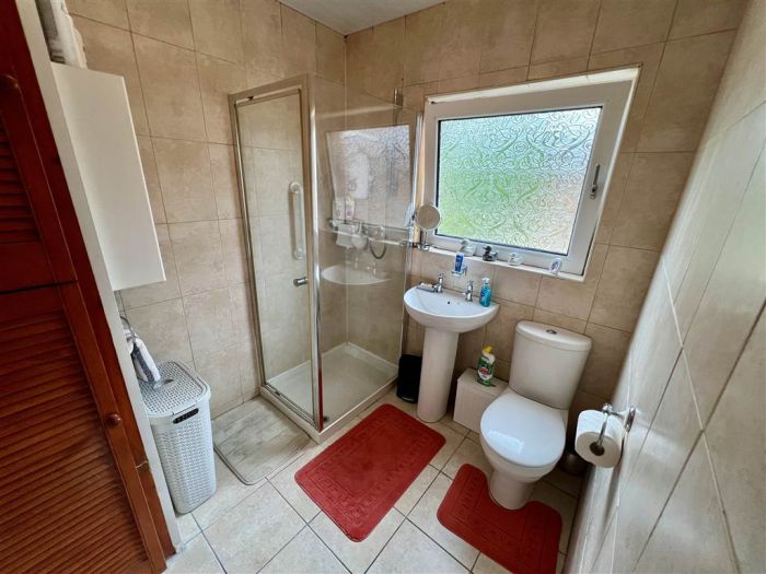 43 Lenaghan Crescent