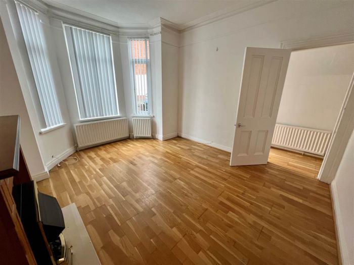 112 Ravenhill Avenue