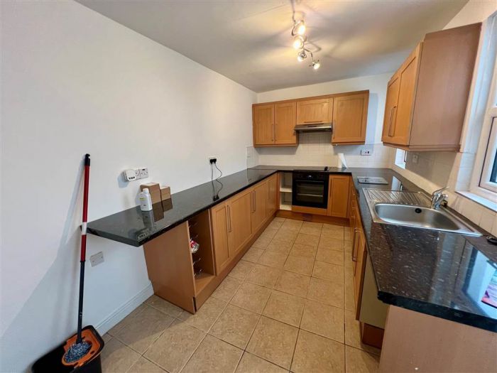 112 Ravenhill Avenue