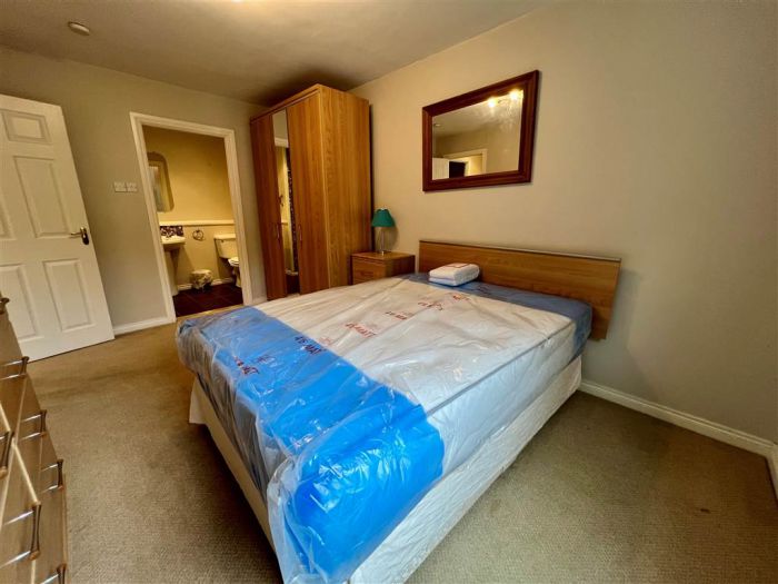 49 Minnowburn Mews
