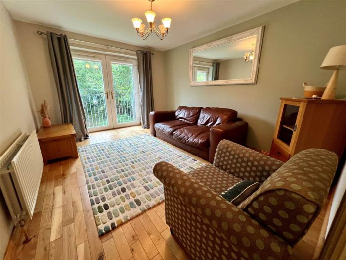 49 Minnowburn Mews