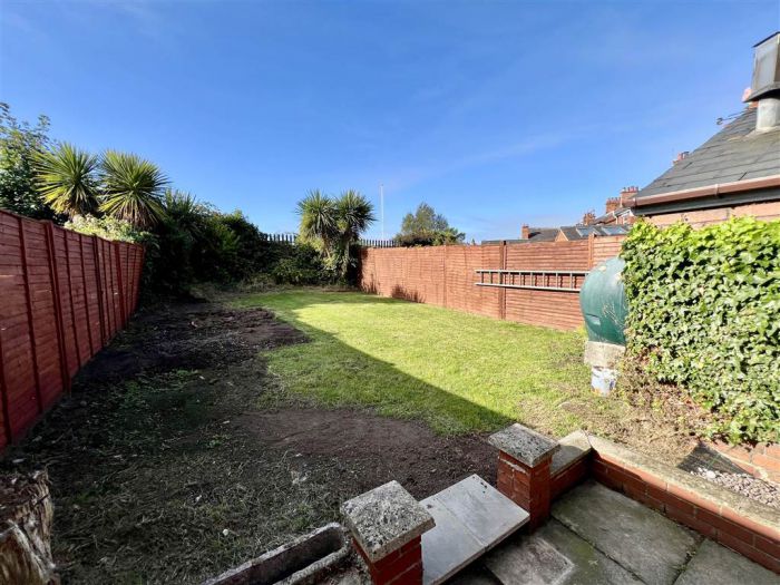 3 Loopland Gardens