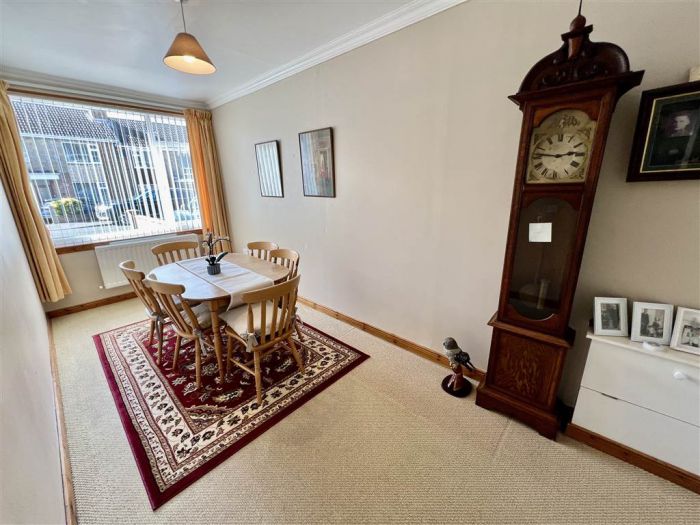 14 Casaeldona Gardens