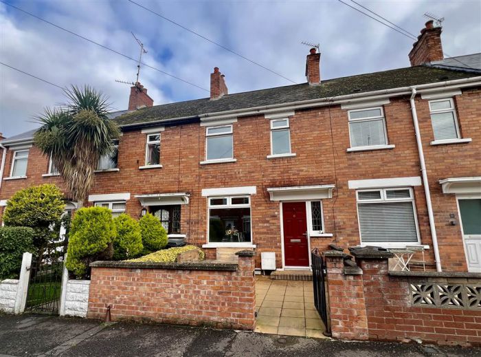 6 Strandburn Park, Sydenham, Belfast, BT4 1ND