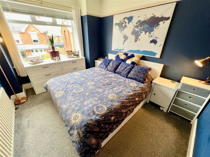 13 Loopland Crescent