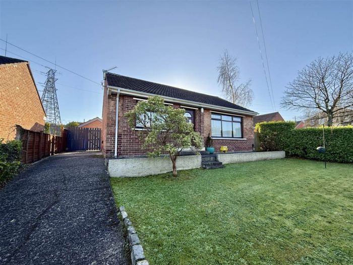 1 Glenview Park, castlereagh, belfast, BT5 7LS