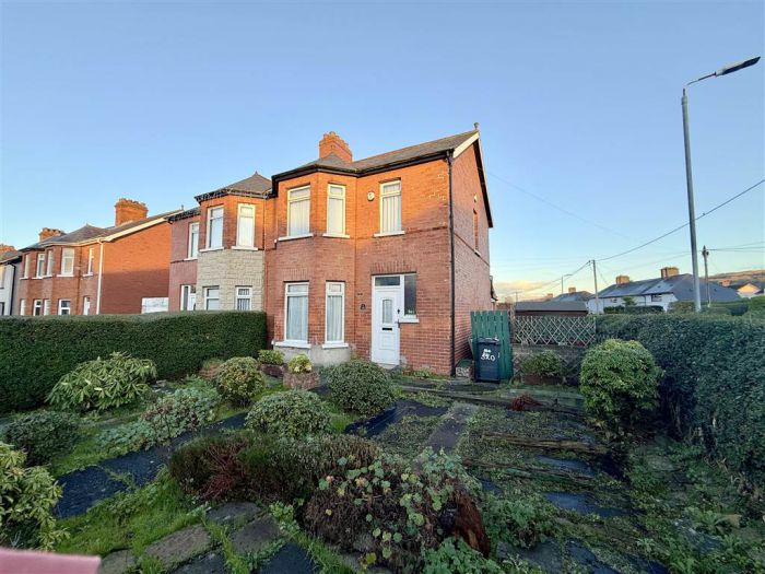 320 Cregagh Road, cregagh, belfast, BT6 9EW