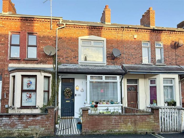 11 Titania Street, cregagh, belfast, BT6 8NT