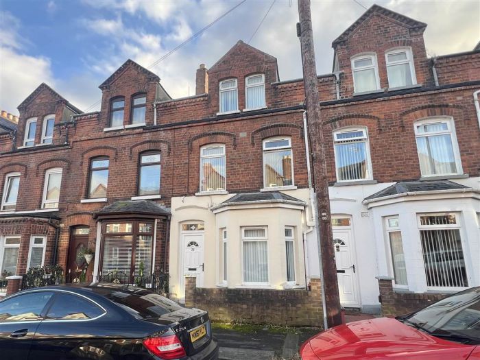 28 Marsden Gardens, antrim road, belfast, BT15 5AL