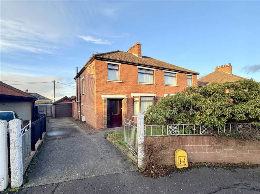 21 Lead Hill Park,castlereagh, belfast, BT6 9RW