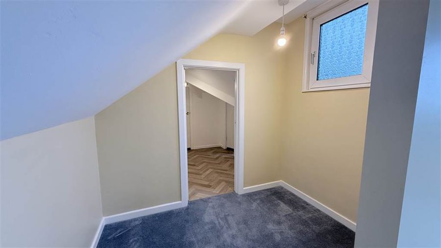 2 Crawford Park