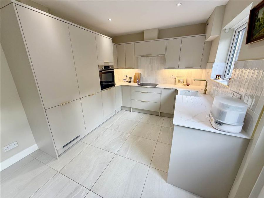 16 Lisnasharragh Park