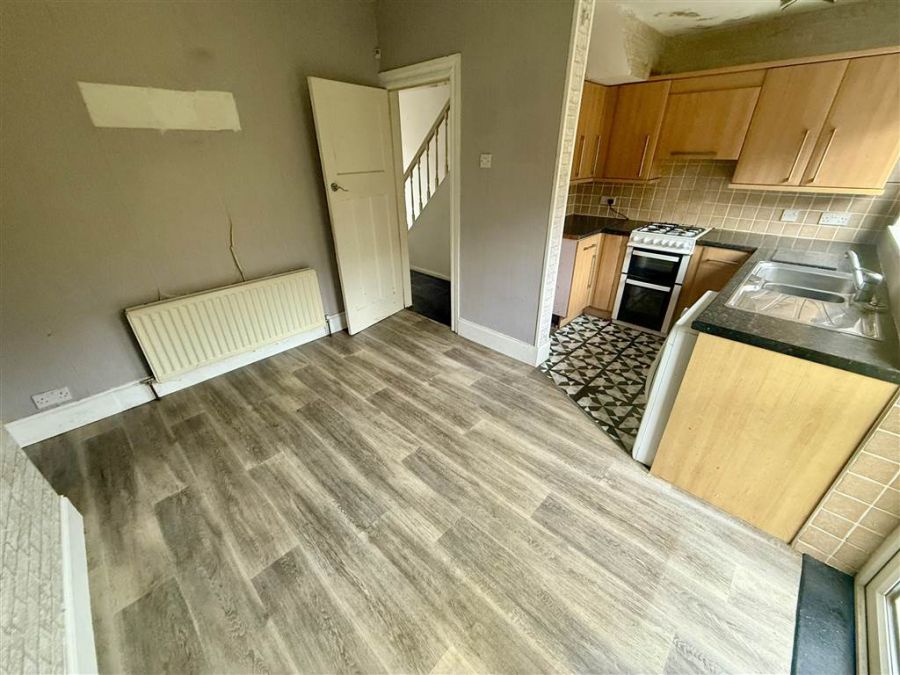 7 Eastleigh Crescent