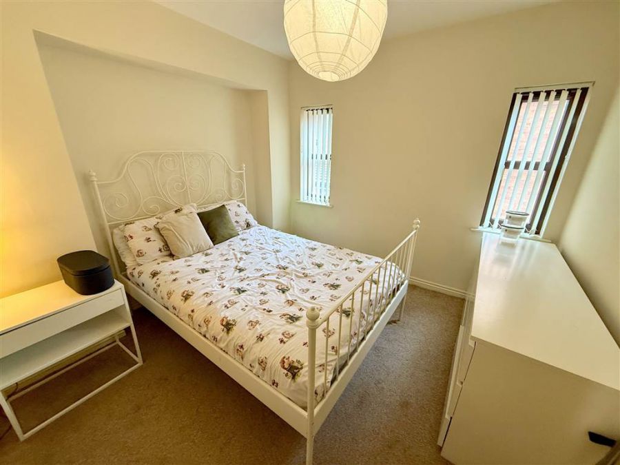 454 Castlereagh Road