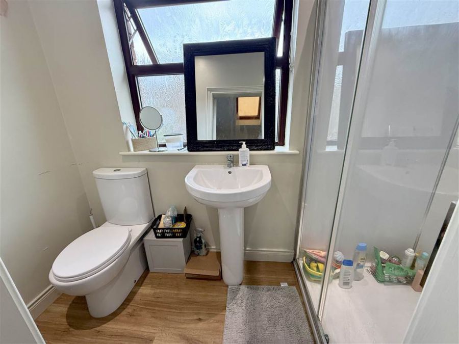 454 Castlereagh Road