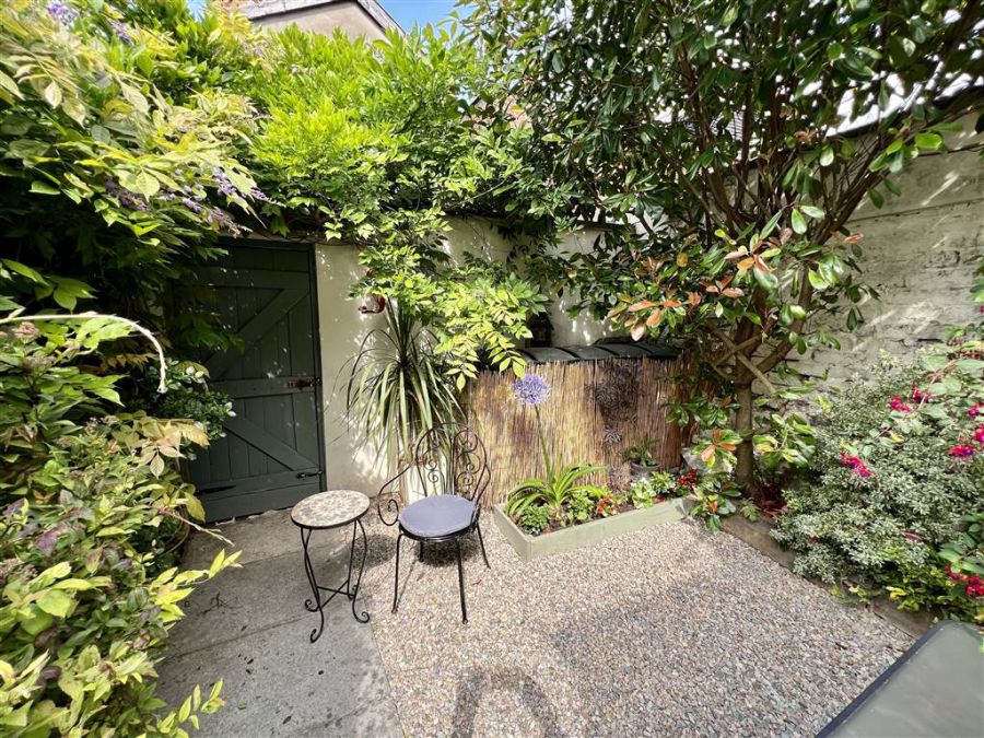 60 Richardson Street