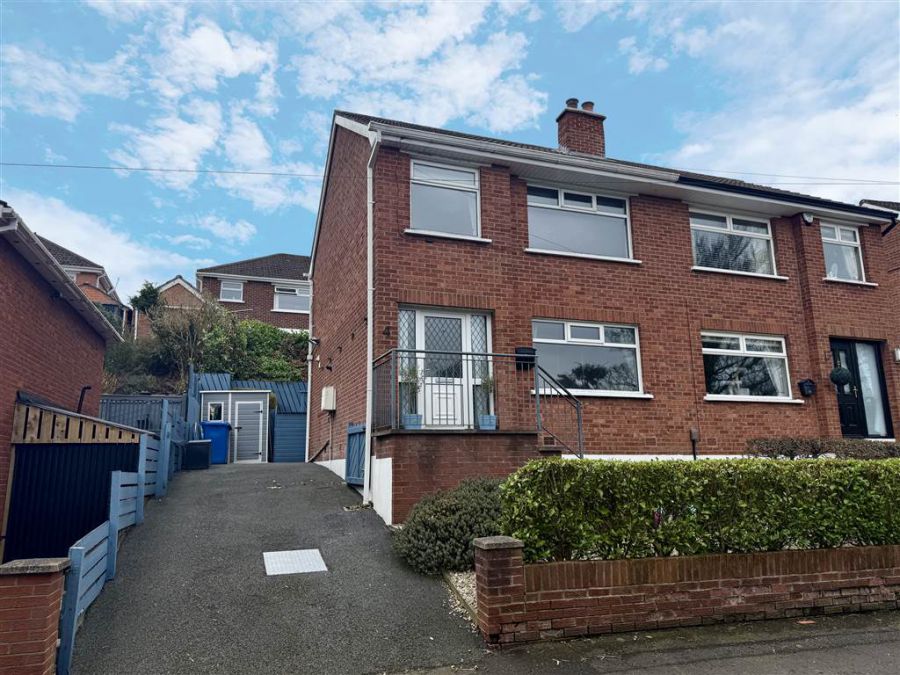 4 Castlemore Park, Castlereagh, Belfast, BT6 9RP