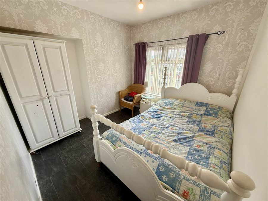 256 Castlereagh Road