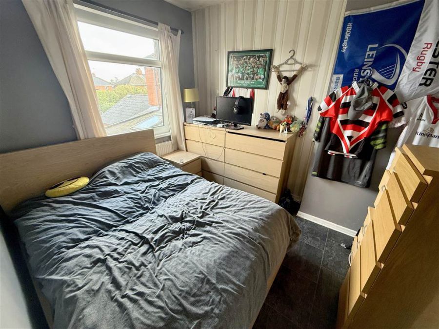 256 Castlereagh Road