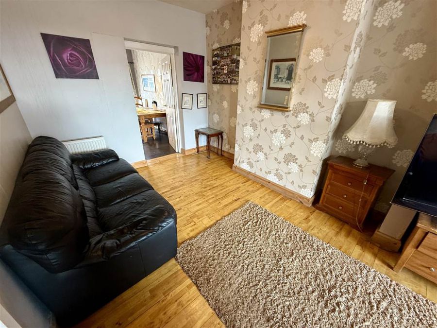 256 Castlereagh Road