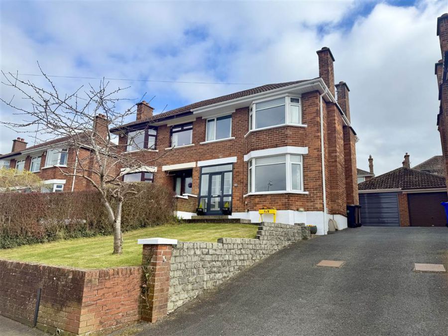 32 Beechgrove Park, Knockbreda, Belfast, BT6 0NR