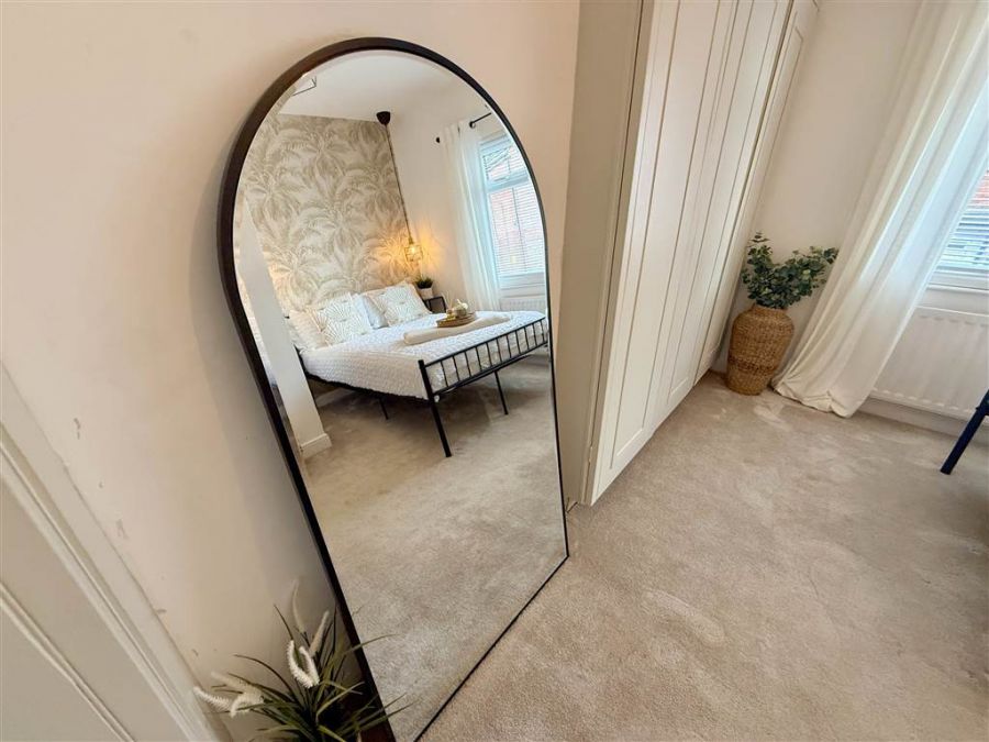 8 Heatherbell Street