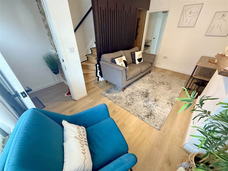 8 Heatherbell Street