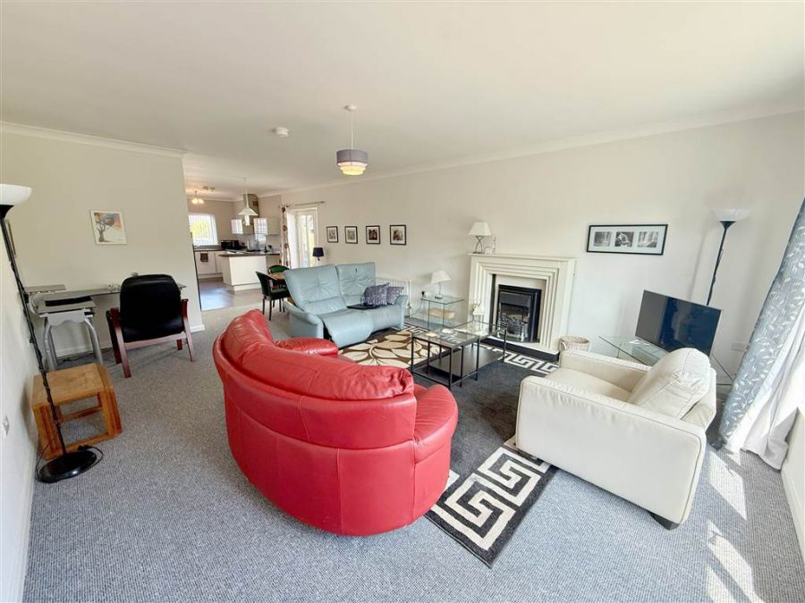 12 Orangefield Crescent