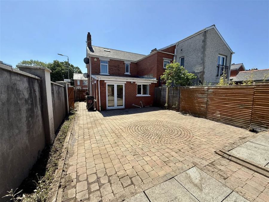 33 Onslow Parade