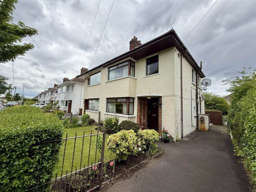 3 Rochester Drive